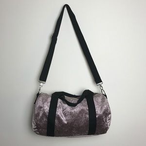 Velvet Duffle Bag Forever 21